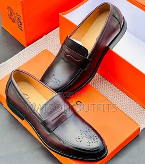 Viatu Vya Ngozi Vya Berluti Na Clarks
