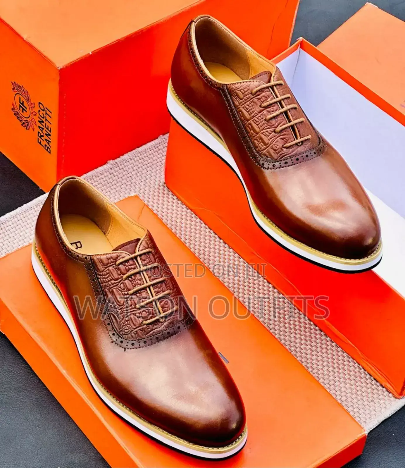 Viatu Vya Ngozi Vya Berluti Na Clarks