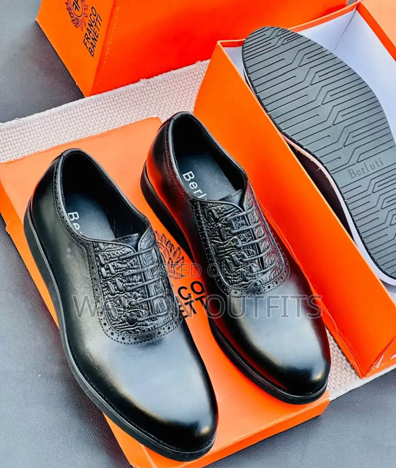 Viatu Vya Ngozi Vya Berluti Na Clarks