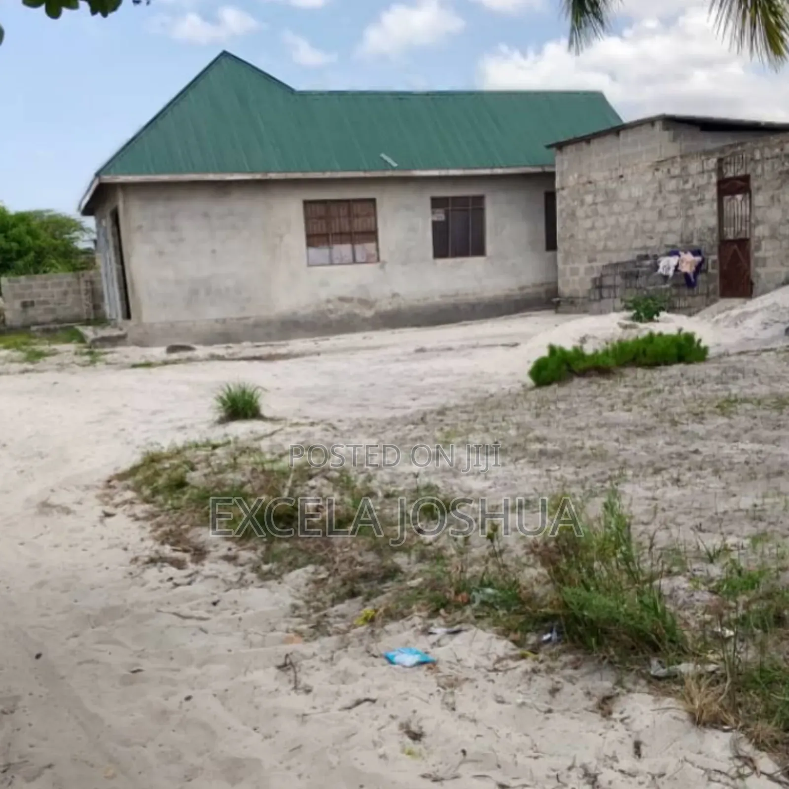 4bdrm House in Mbondole Msongola for sale