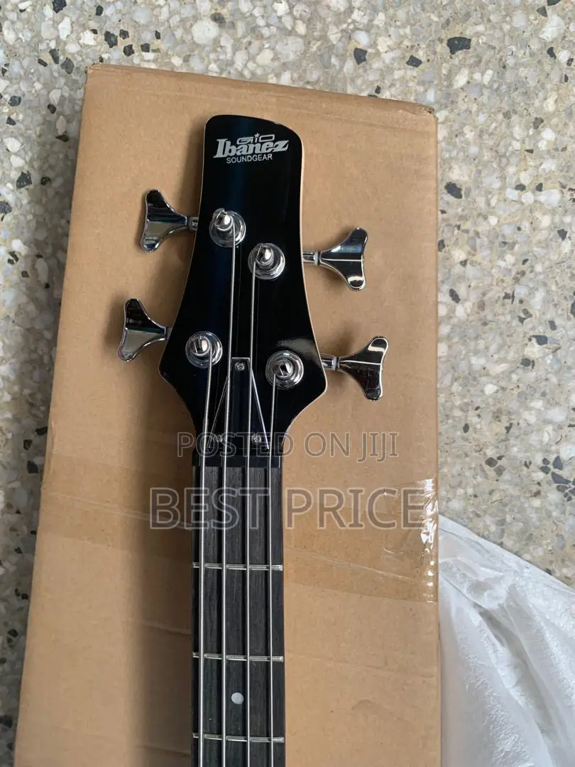 Ibaneze Gio Bass Guitar G2R200 4 Strings