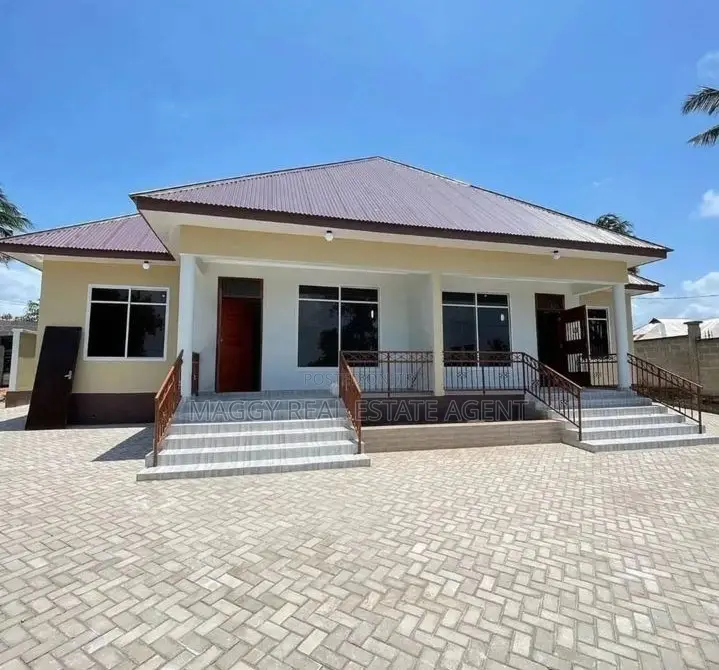 2bdrm House in Goba Kwa Awadhi for rent