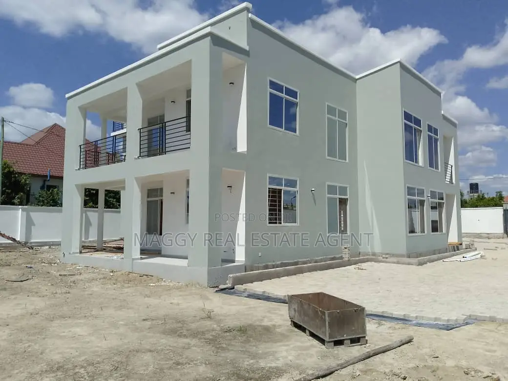 3bdrm Apartment in Mabwe Pande, Bunju for rent