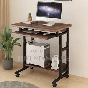 Adjustable Computer Table