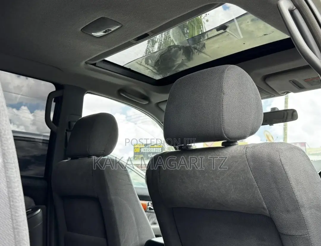 Toyota Land Cruiser Prado 2004 Gray