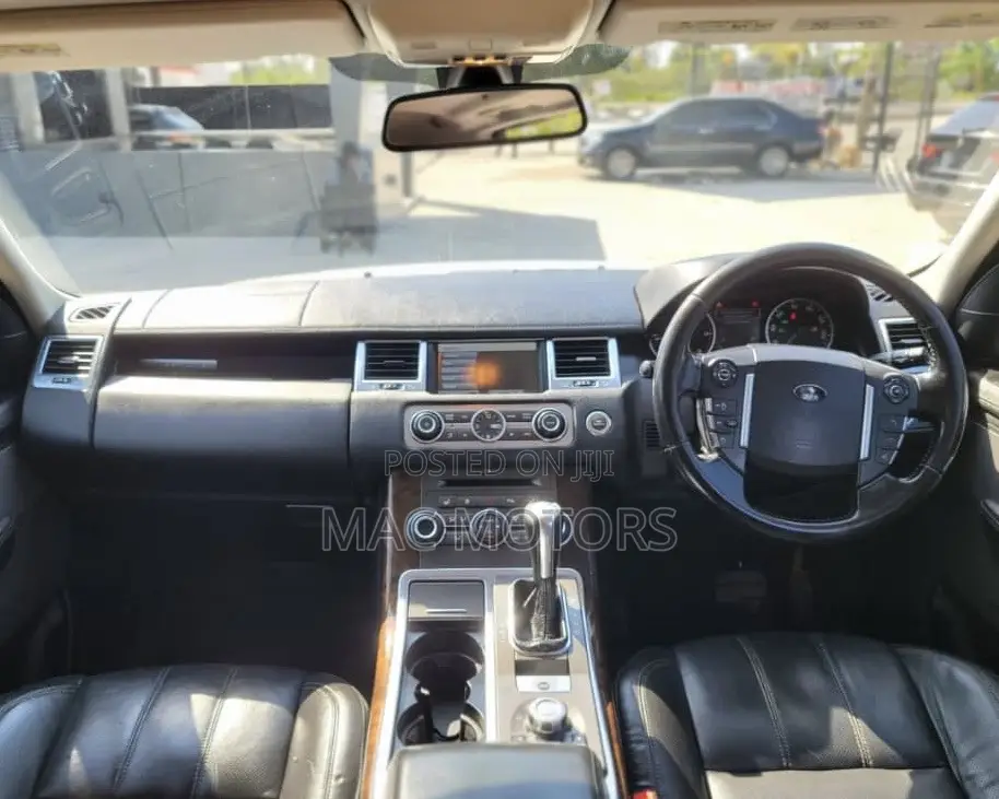 Land Rover Range Rover Sport 2010 White