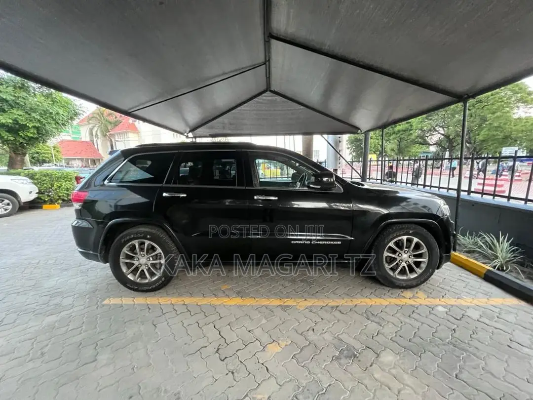 Jeep Grand Cherokee 2014 Black