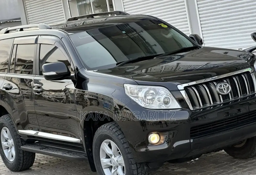 Toyota Land Cruiser Prado 2012 Black