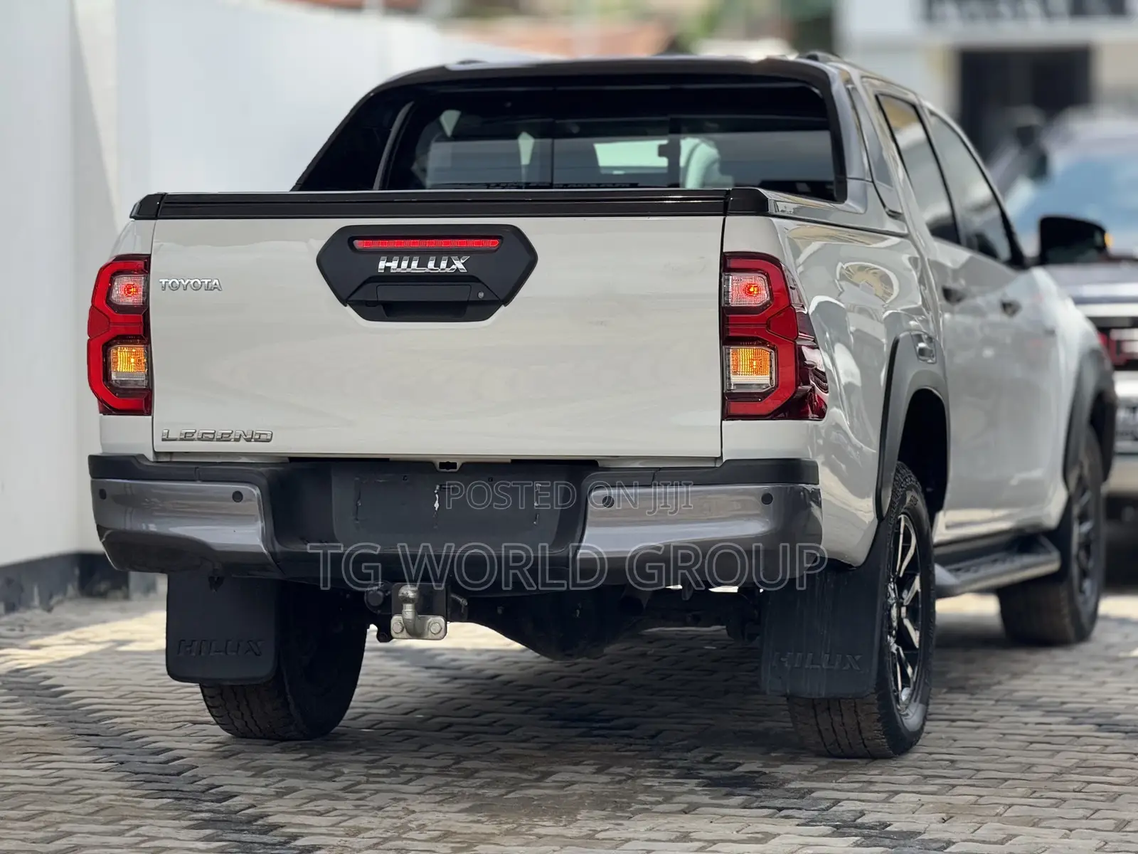 Toyota Hilux 2.8 Diesel 2020 White