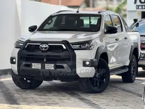 Toyota Hilux 2.8 Diesel 2020 White