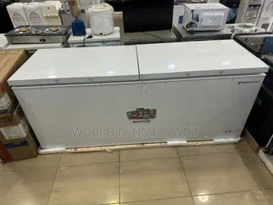 Westpoint WBEQ-7422.F2 Chest Freezer With 2 Doors, 670L