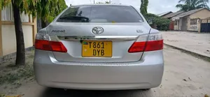 Toyota Premio 2007 Silver