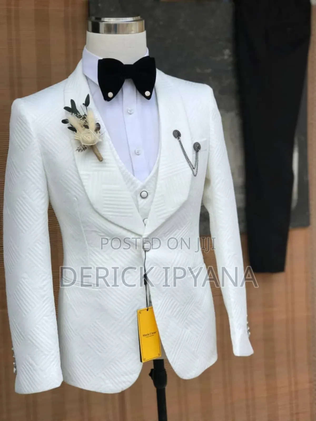 Suits Three Pieces Good Quality