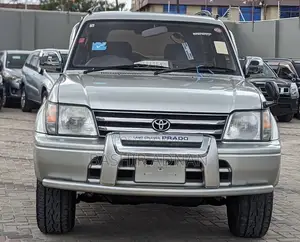 Toyota Land Cruiser Prado 2.7 16V 5dr 2000 Silver