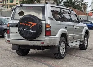 Toyota Land Cruiser Prado 2.7 16V 5dr 2000 Silver