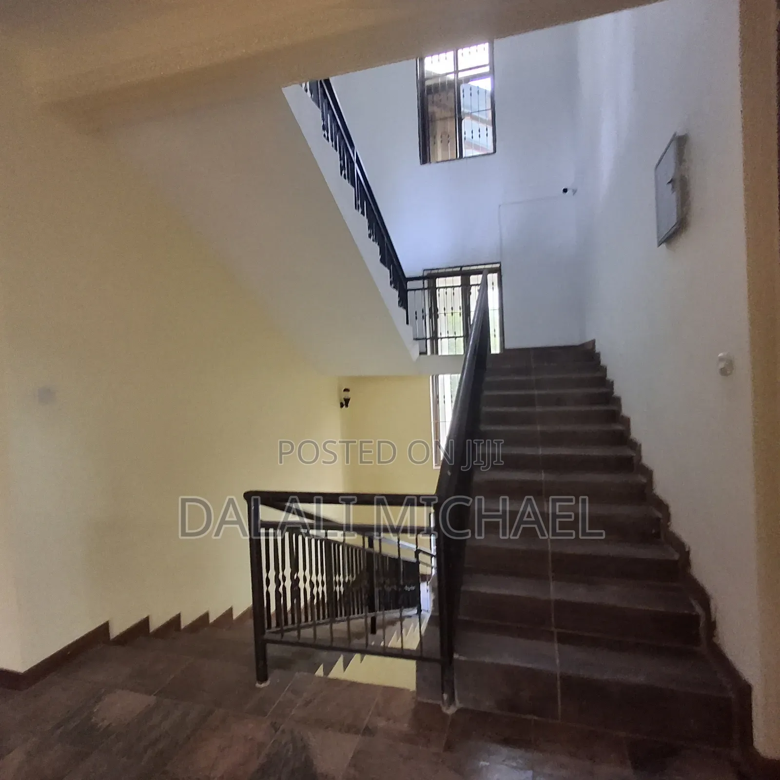 5bdrm Mansion in Kigamboni for sale