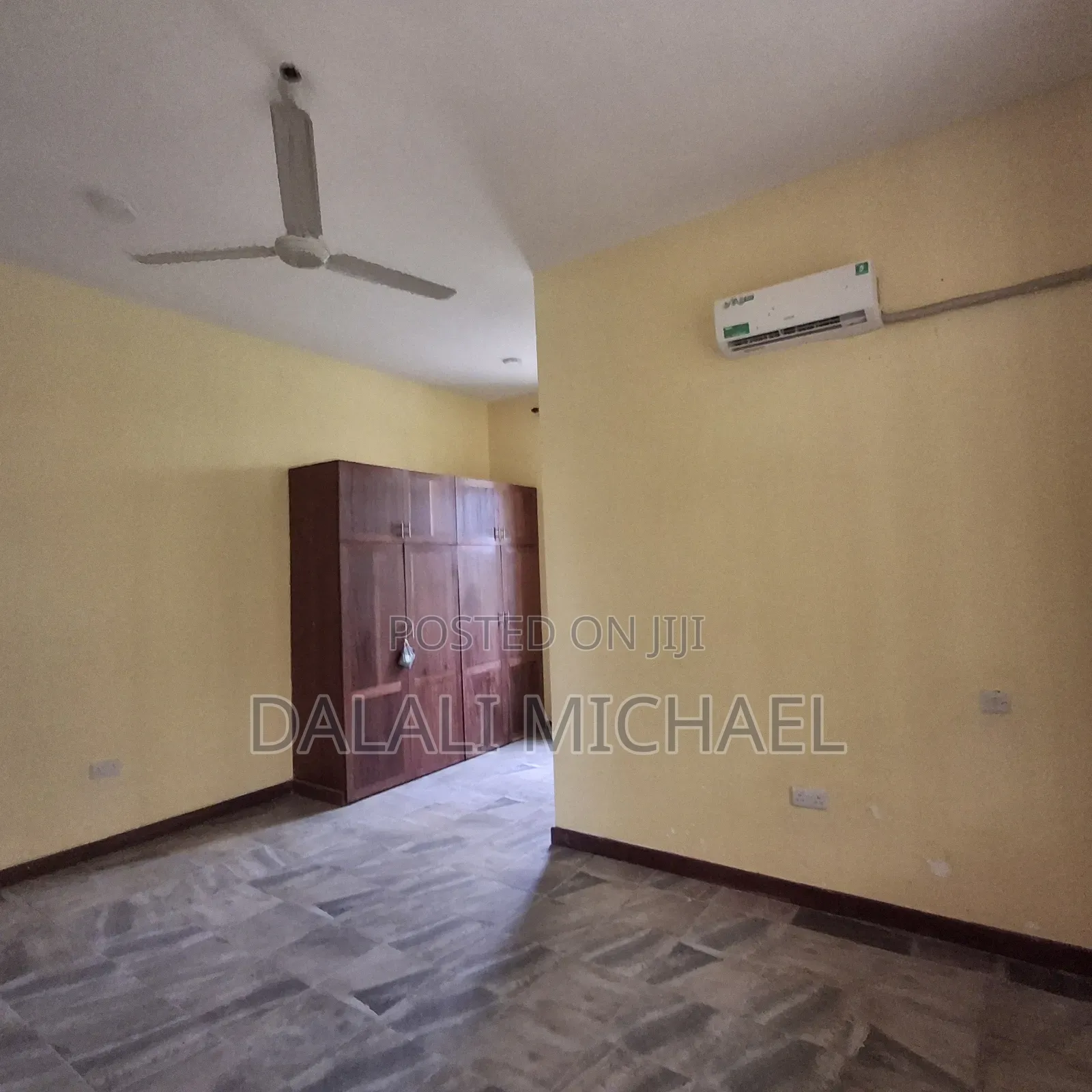 5bdrm Mansion in Kigamboni for sale
