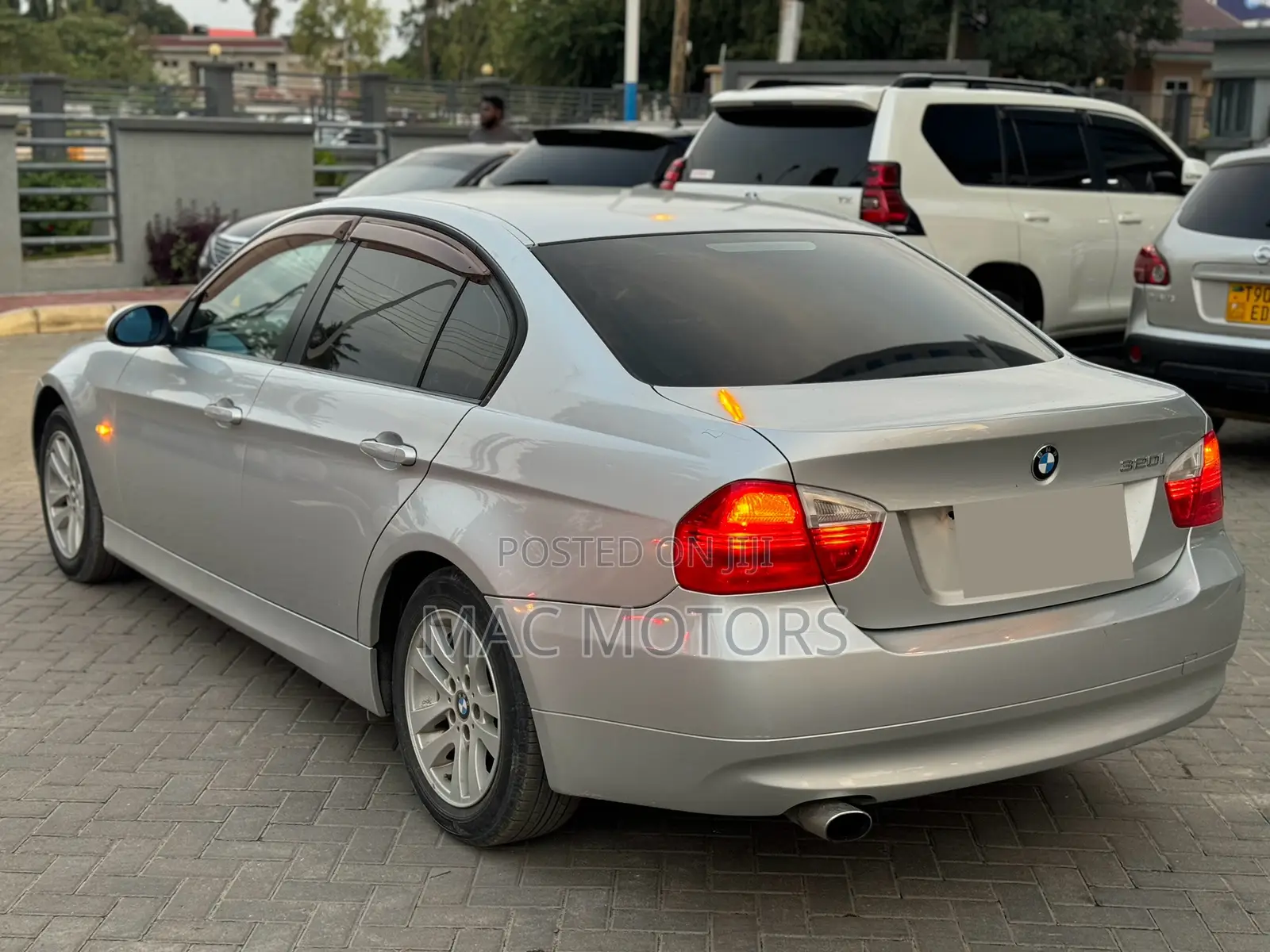 BMW 3 Series 2005 Silver