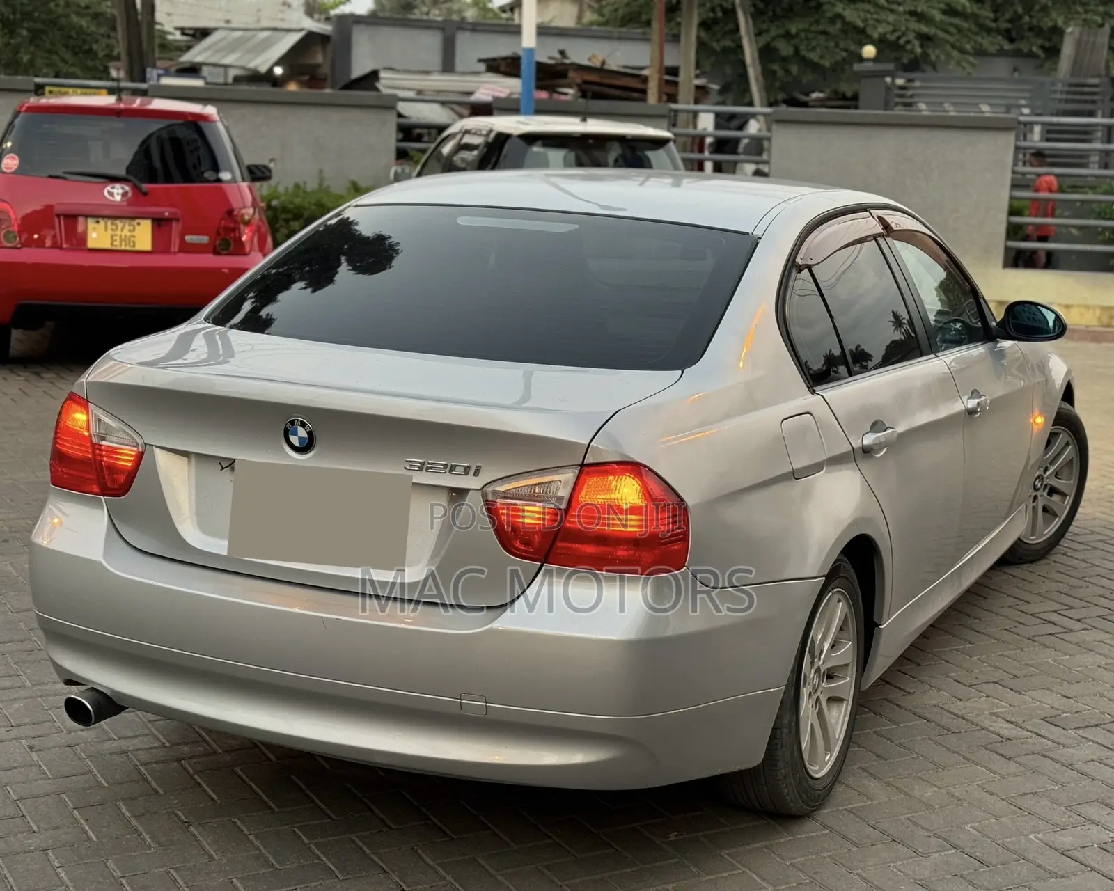 BMW 3 Series 2005 Silver