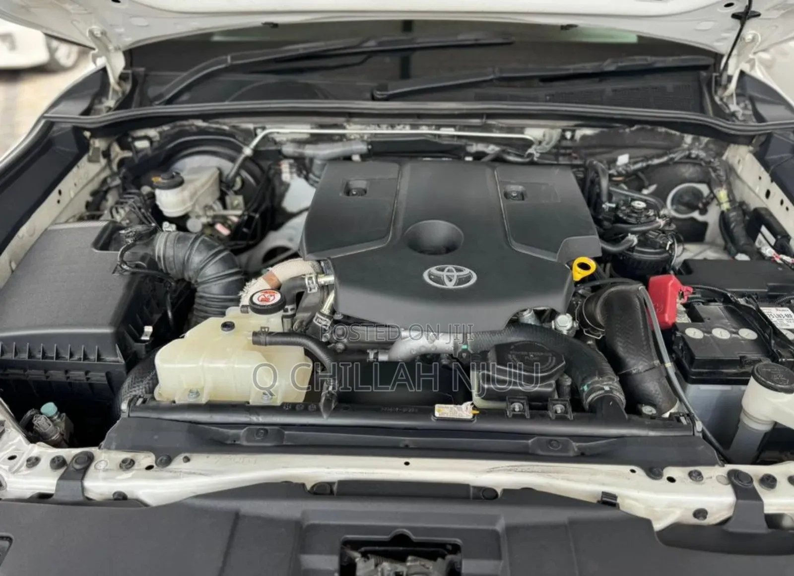 Toyota Hilux 2020 White