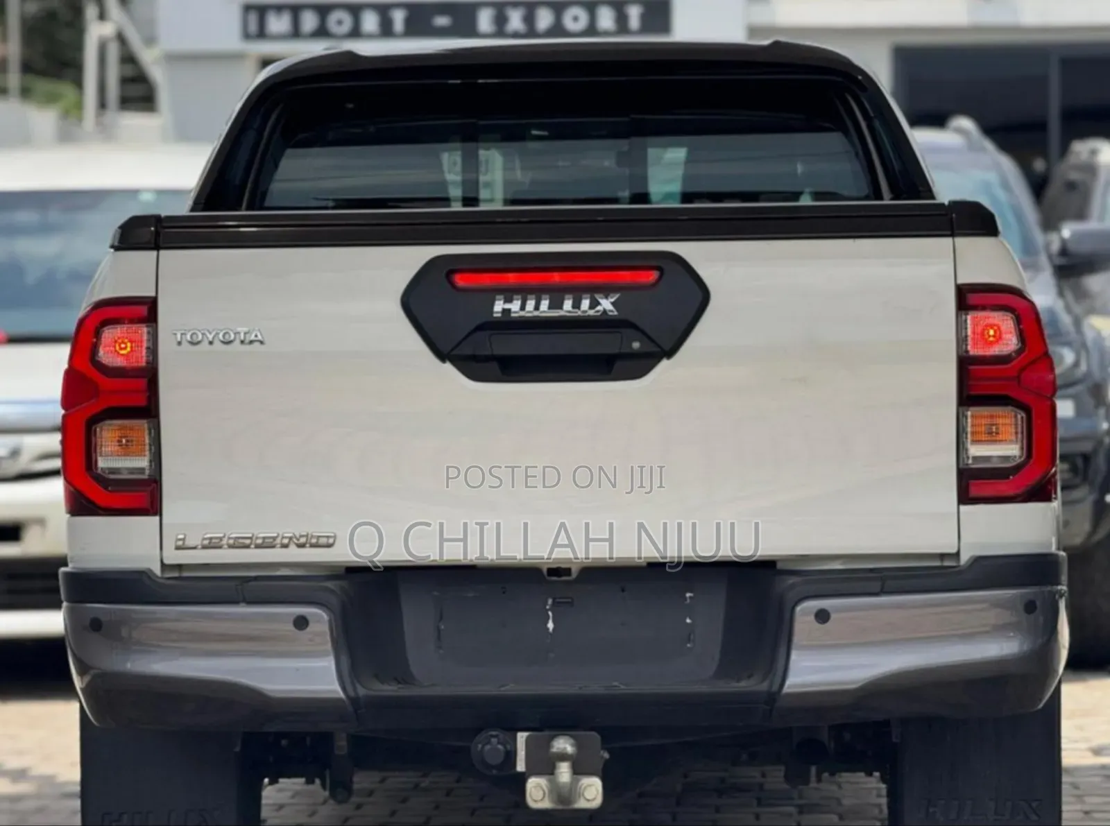 Toyota Hilux 2020 White