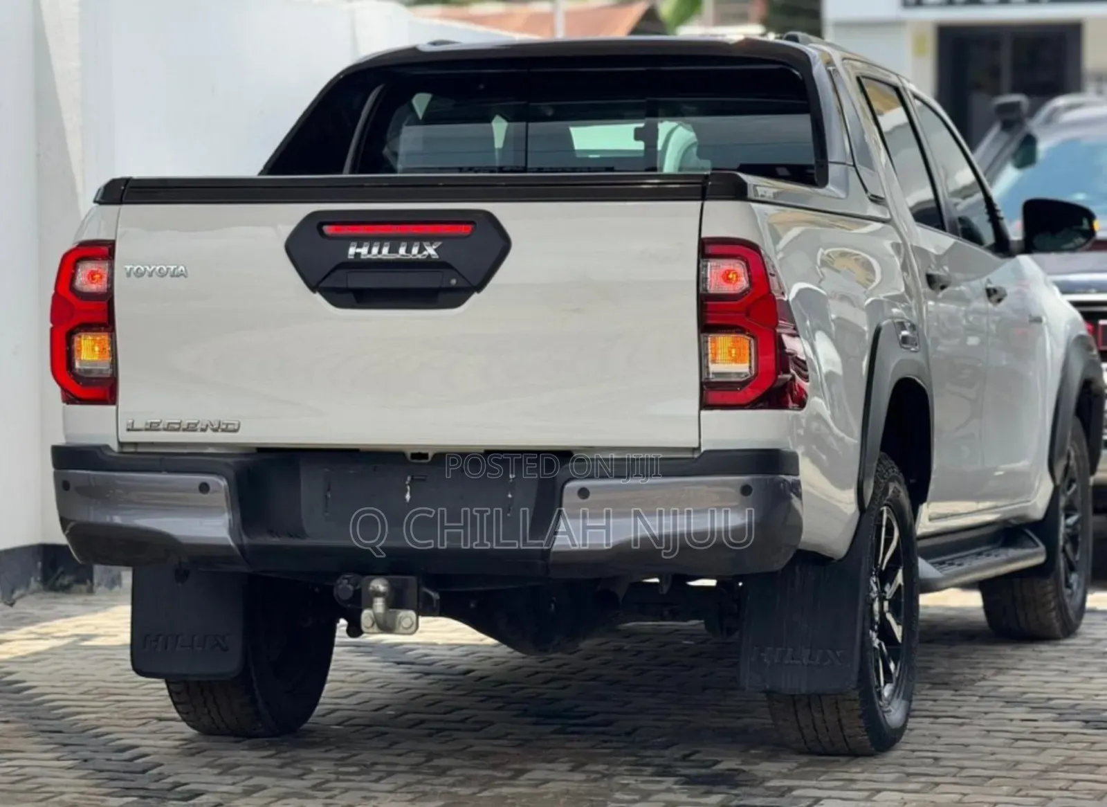 Toyota Hilux 2020 White