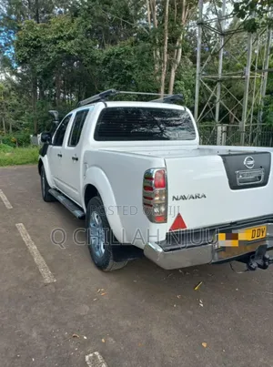 Nissan Navara 2008 White