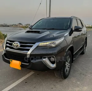 Toyota Fortuner 2016 Gray