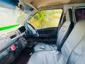 Toyota Quantum 2007 Silver