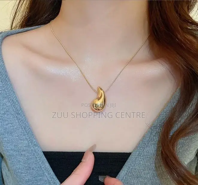 Necklace Gold Colour