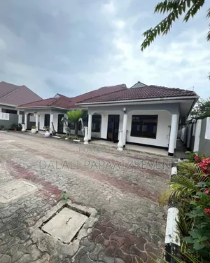 3bdrm Apartment in Dalalipapaatzseven, Kinondoni for rent