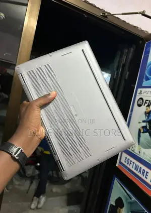 New Laptop HP EliteBook 820 G3 8GB Intel Core I5 SSD 256GB