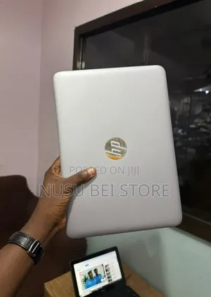 New Laptop HP EliteBook 820 G3 8GB Intel Core I5 SSD 256GB