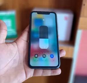 Apple iPhone 11 64 GB Black