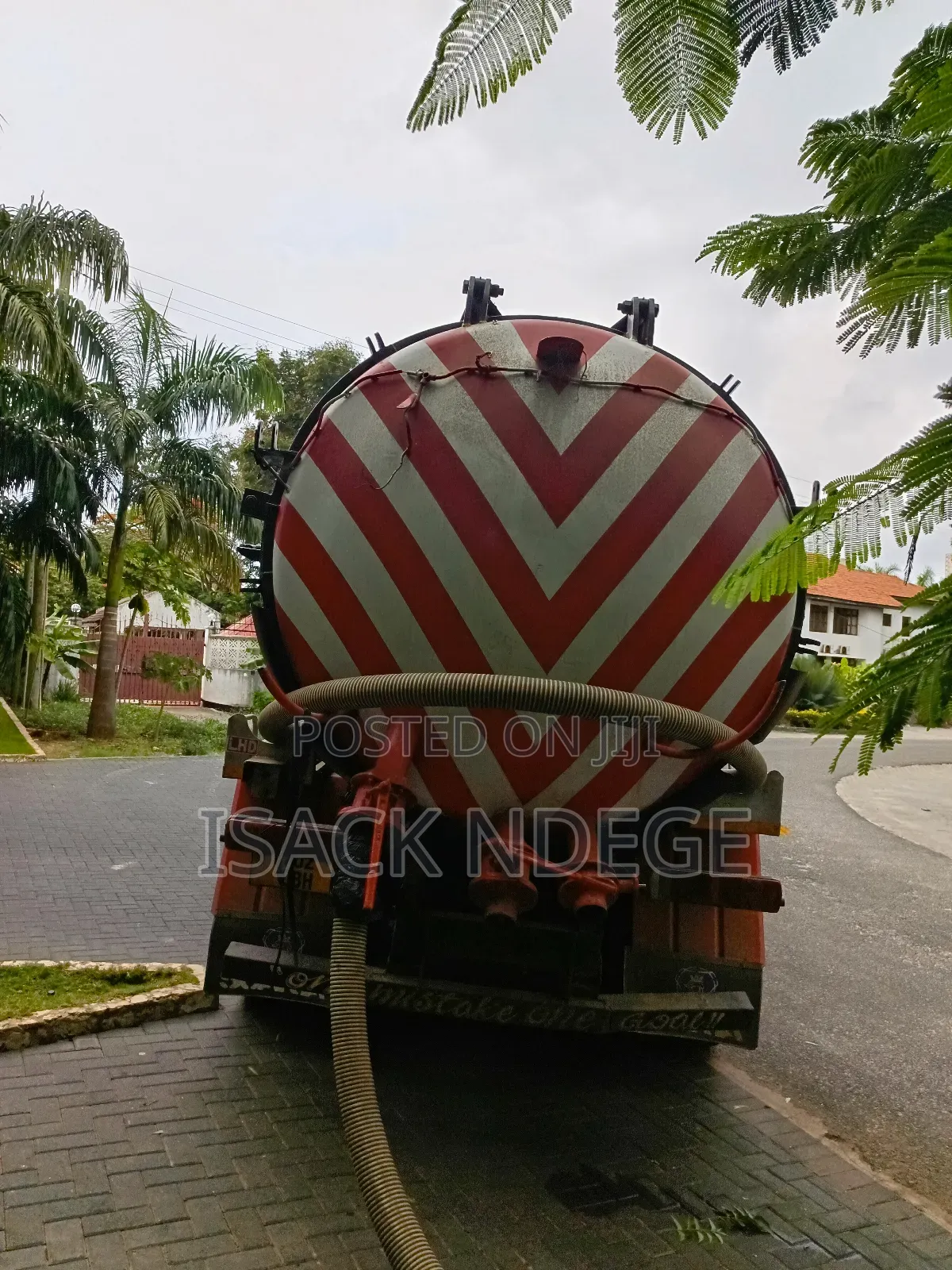 HUDUMA Ya Kunyonya Maji Taka