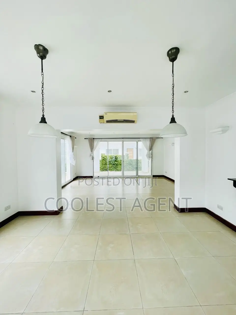 4bdrm Villa in Oysterbay, Kinondoni for rent