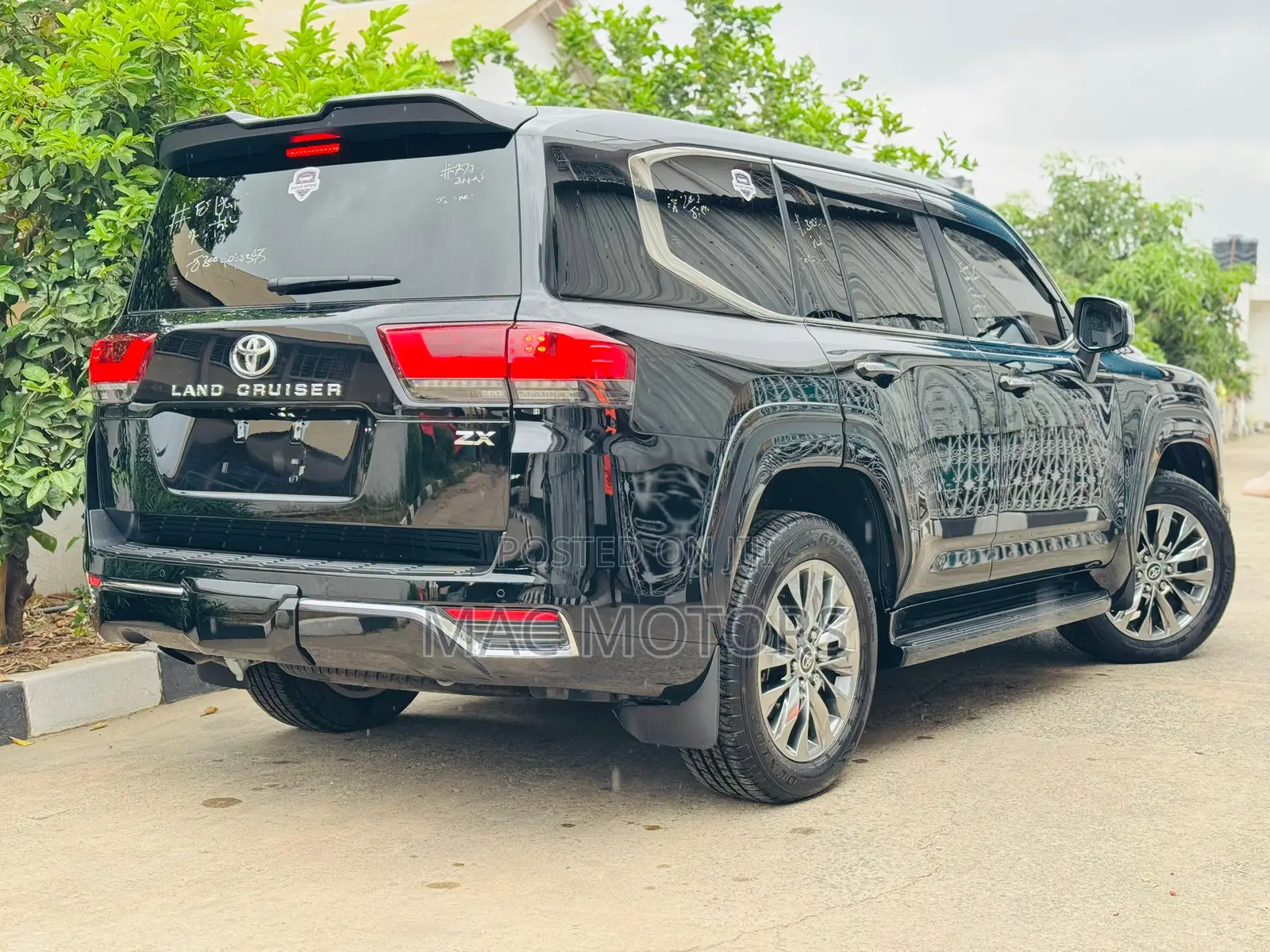 Toyota Land Cruiser 2023 Black