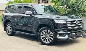 Toyota Land Cruiser 2023 Black