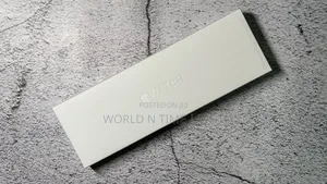 Apple Watch Series 10 GPS, 42mm Jet Black /Rose Gold.