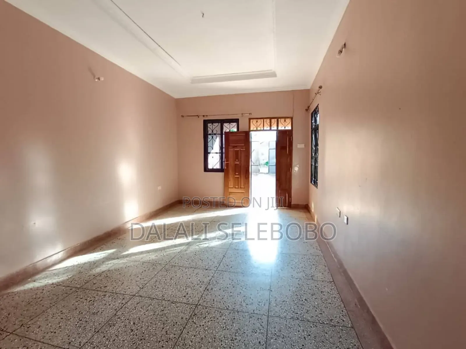 2bdrm Bungalow in Kimara Temboni for rent