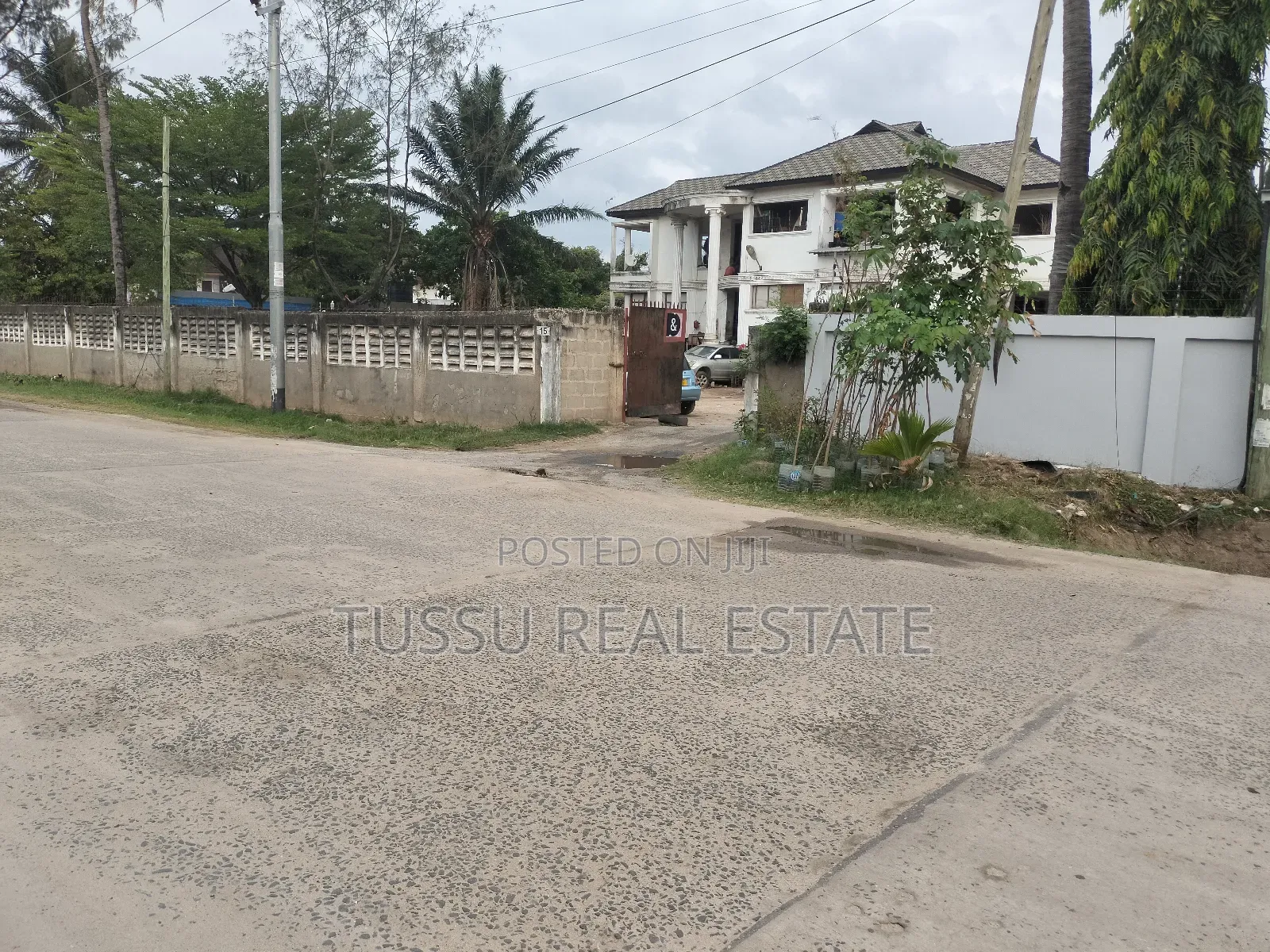 6bdrm House in Mikocheni A, Kinondoni for sale