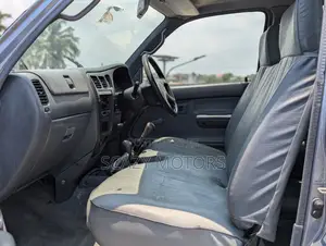 Toyota Hilux 1999 Gray