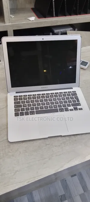Laptop Apple MacBook Air 2017 8GB Intel Core I5 SSD 256GB