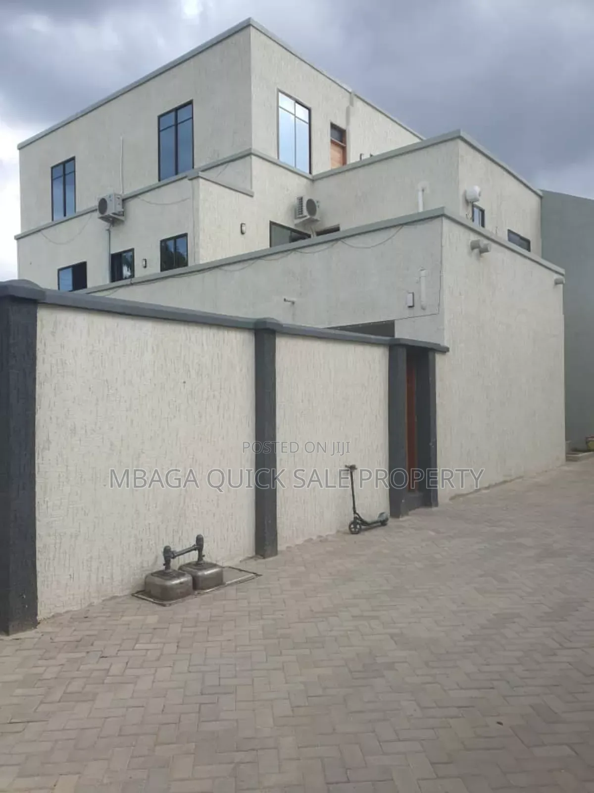 4bdrm House in Mikocheni for rent