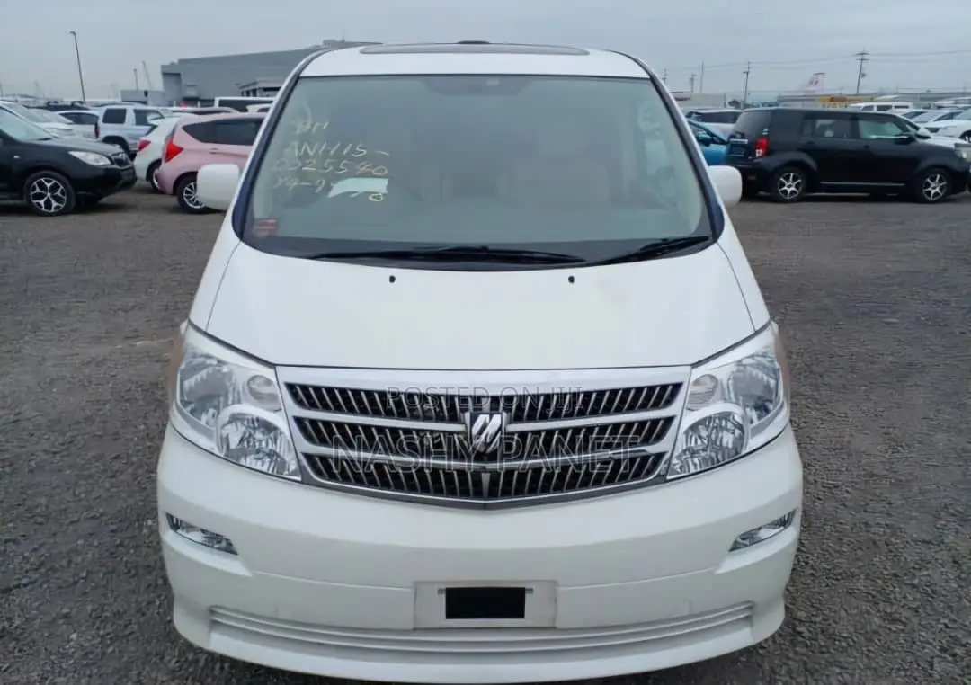 Toyota Alphard 2.4 Petrol FWD 2005 White