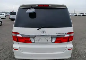 Toyota Alphard 2.4 Petrol FWD 2005 White