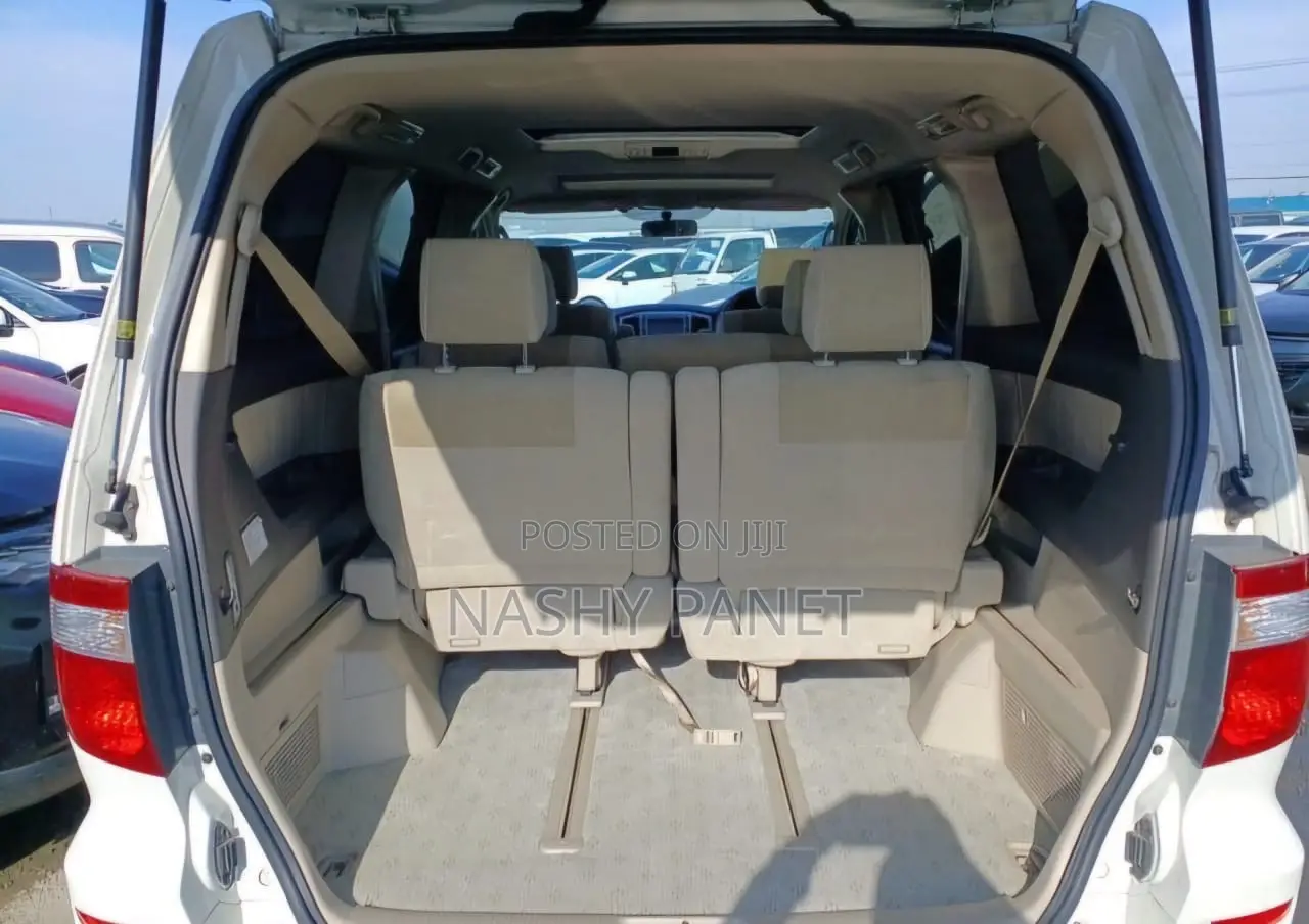 Toyota Alphard 2.4 Petrol FWD 2005 White