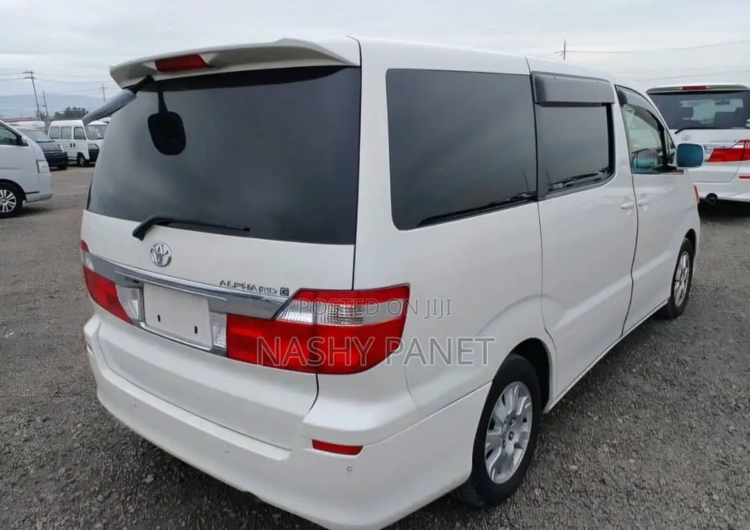 Toyota Alphard 2.4 Petrol FWD 2005 White