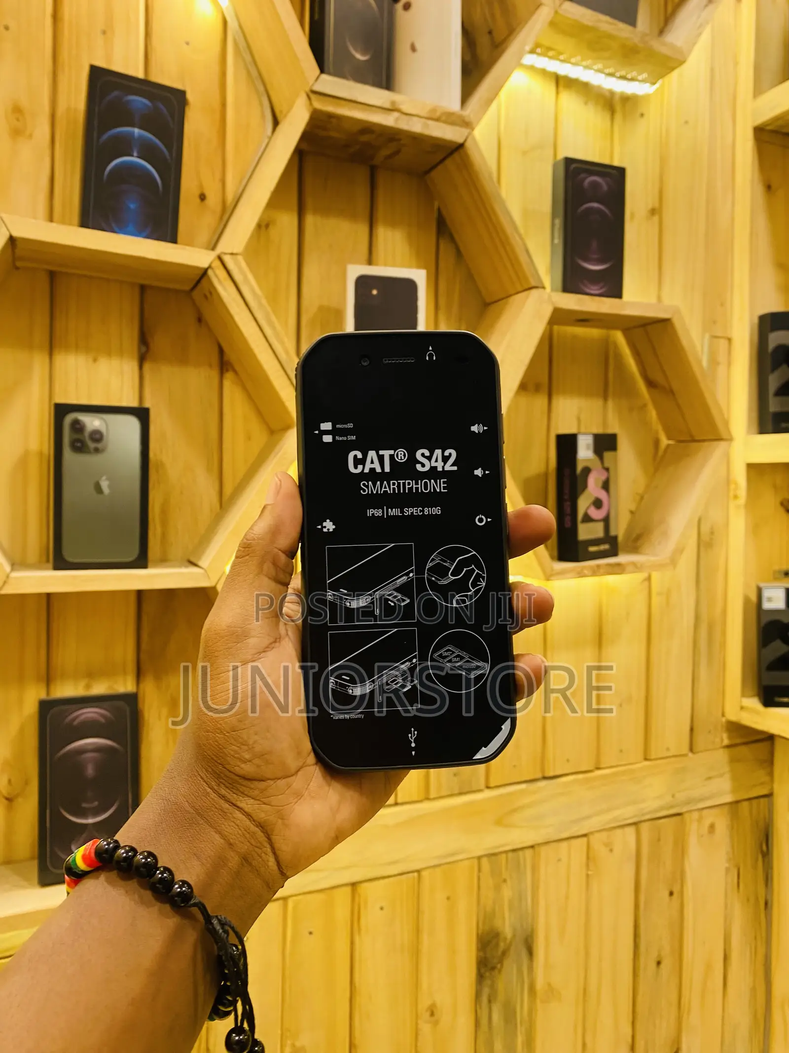 New Cat S42 32 GB Black