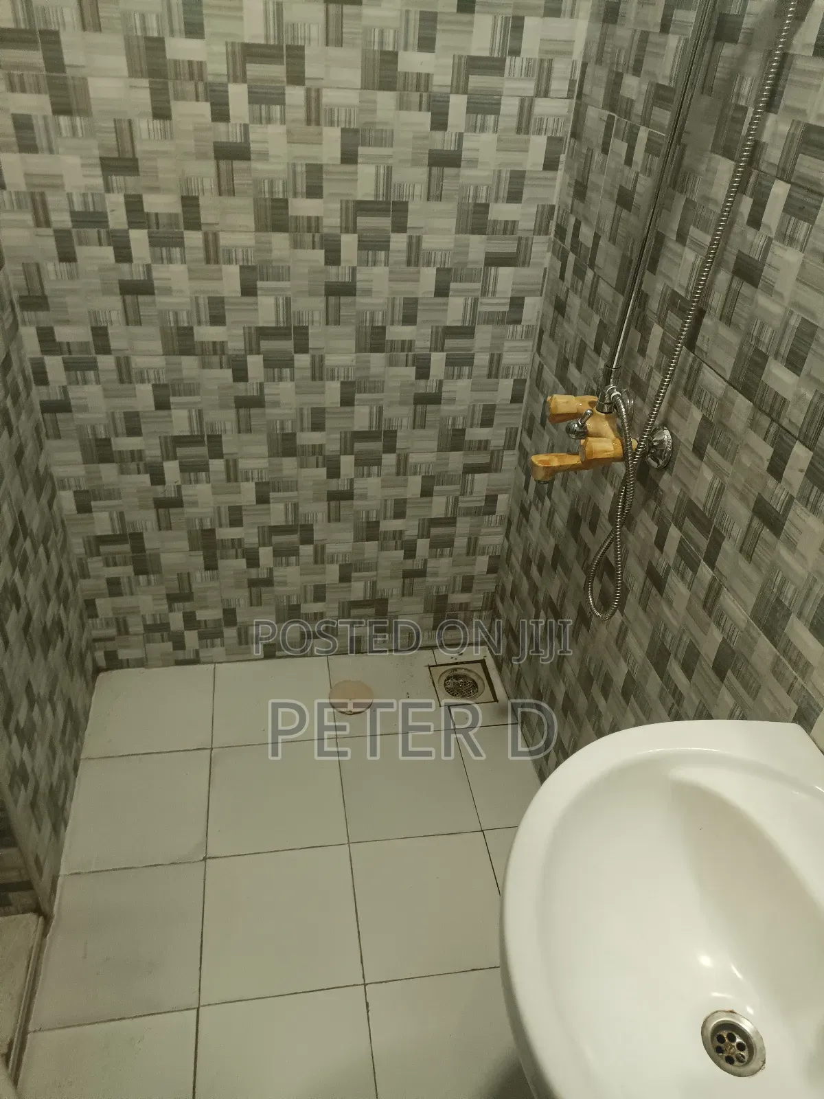 3bdrm Apartment in Kariakoo for rent